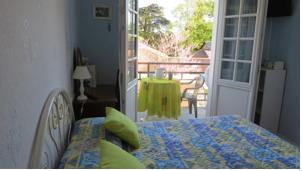 Hotel Au Petit Bearn : Chambre Familiale avec Balcon