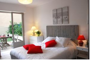 Appartement Studio Terrasse : photos des chambres