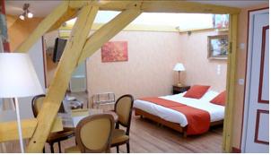 Brit Hotel Comtes De Champagne Centre Historique : photos des chambres