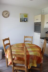 Appartement 13 Impasse du Rein des Genievres : photos des chambres