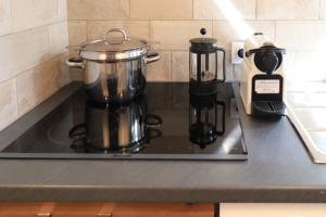 Appartement T2 centre ville clim et parking : photos des chambres