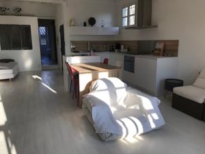 Appartement 12 Rue de la Petite Bourgade : photos des chambres