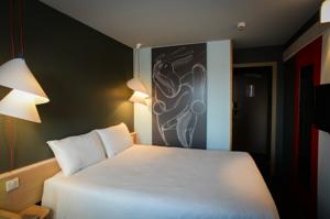Hotel ibis Saint-Lo la Chevalerie : Chambre Double Standard