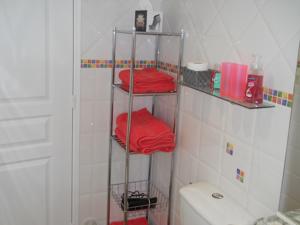 Appartement STUDIO INDEPENDANT LA TURBIE : photos des chambres
