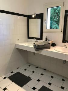 Hebergement Maison en Provence : photos des chambres