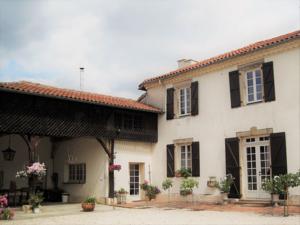 Hebergement Maison Haut De La Colline : photos des chambres