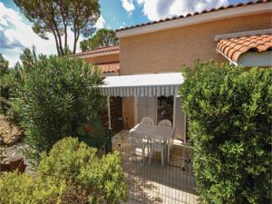 Hebergement One-Bedroom Holiday Home in Calvisson : photos des chambres