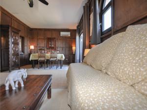 Hebergement Two-Bedroom Holiday Home in Banyuls Dels Aspres : photos des chambres
