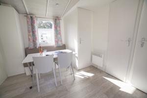 Hebergement RCN Camping Le Moulin de la Pique : Mobile Home