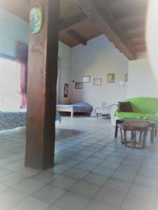 Hebergement maison calme et ombragee, la campagne a la ville : photos des chambres