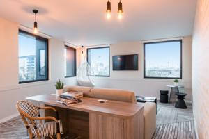 Hotel The Originals Paris Maison Montmartre (ex Qualys-Hotel) : Suite Junior