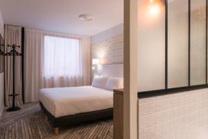 Hotel The Originals Paris Maison Montmartre (ex Qualys-Hotel) : photos des chambres