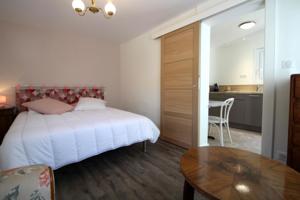 Hebergement COTE SUD 05 : photos des chambres