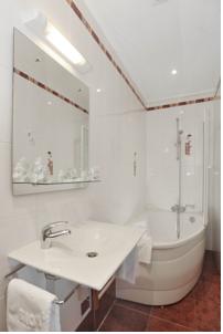 A l'Hotel Des Roys : photos des chambres