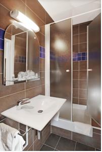 A l'Hotel Des Roys : photos des chambres