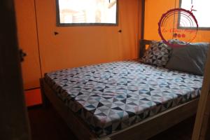 Hebergement Camping Les Chenes Rouges : photos des chambres
