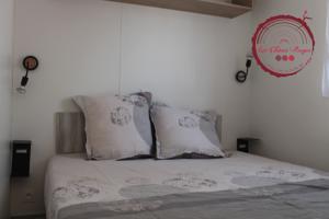 Hebergement Camping Les Chenes Rouges : photos des chambres