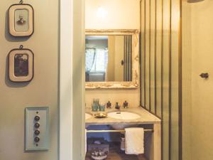 Hebergement Manoir avec piscine privee : photos des chambres