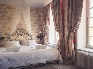Hebergement Manoir avec piscine privee : photos des chambres