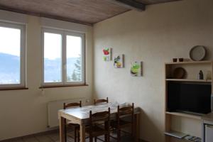 Appartement Camping du Chateau : photos des chambres