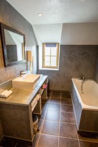 Chambres d'hotes/B&B Alex Factory Chambres et Tables d'hotes : Chambre Double « Le Pigeonnier »