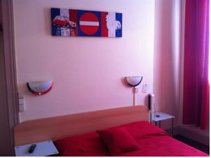 Hotel Le Splendid : Chambre Économique avec Toilettes Communes et Douche Extérieure Privée