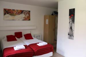 Hotel Auberge Le Romarin : photos des chambres