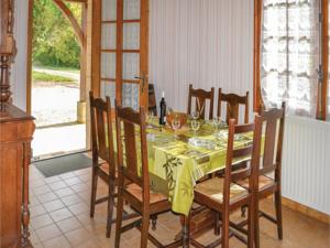Appartement Apartment Lieu 08 : photos des chambres