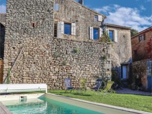 Hebergement Four-Bedroom Holiday Home in Chamaret : photos des chambres