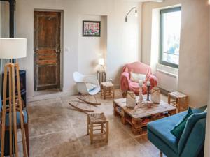 Hebergement Four-Bedroom Holiday Home in Chamaret : photos des chambres