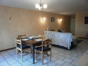 Hebergement Gites de Beaujardin : photos des chambres