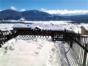 Appartement vue sur le lac de Matermale aux Angles 84746 : photos des chambres