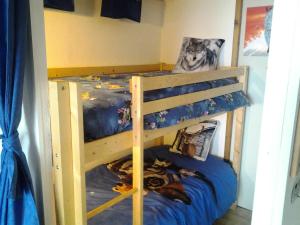 Appartement vue sur le lac de Matermale aux Angles 84746 : photos des chambres