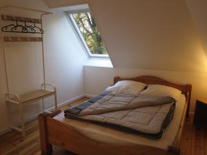 Hebergement Gite La Plage Plechatel : Chambre Triple avec Salle de Bains Privative