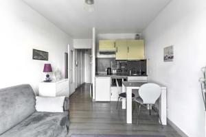 Appartement IMMOGROOM - Swimming-Pool- Terrace- CONGRESS/BEACHES : photos des chambres
