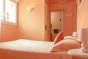 Chambres d'hotes/B&B Mas Saint-Ange : photos des chambres