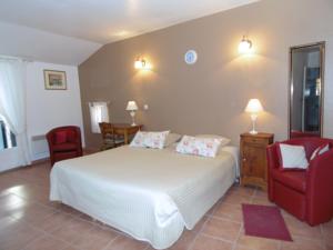 Chambres d'hotes/B&B La Ferme de Vallauris : photos des chambres