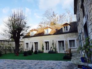 Hebergement L'ancien Presbytere : photos des chambres