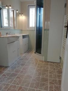 Hebergement Apaisante Villa, prestations de qualite. : photos des chambres