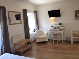 Chambres d'hotes/B&B La Batisse chambres d'hotes : photos des chambres