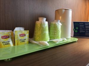 Hotel CAMPANILE PARIS - Clichy Centre : photos des chambres