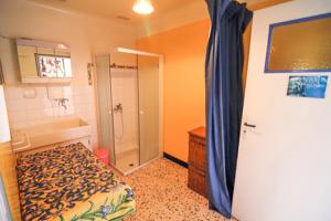Hebergement La Roseraie : photos des chambres