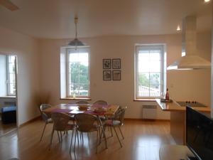 Appartement Fontaine Marcousse : photos des chambres
