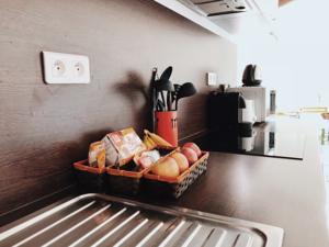 Appartement Charming flat in la Turbie village : photos des chambres