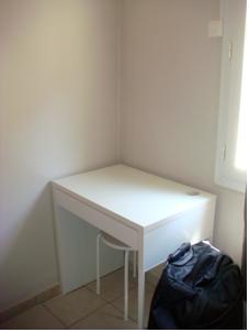 Hotel de l'Ariana : Chambre Double Économique avec Toilettes Communes Séparées