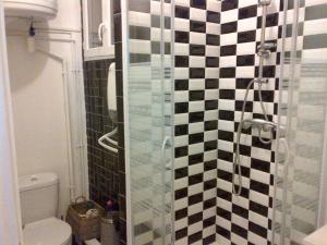 Appartement Le Studio des Artistes : photos des chambres
