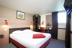 Hotel Kyriad Paris Ouest - Colombes : photos des chambres