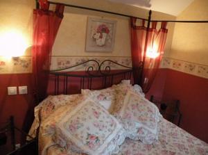 Chambres d'hotes/B&B Les Granges Menillonnes : photos des chambres