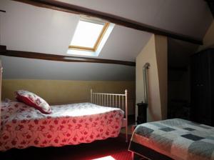 Chambres d'hotes/B&B Les Granges Menillonnes : photos des chambres