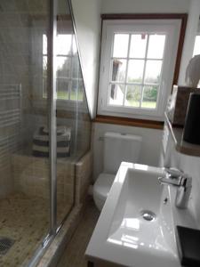 Chambres d'hotes/B&B Chambre d'hotes les Charmes : photos des chambres